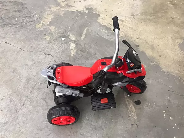 juguetes - MOTORCITO JUGUETE ELECTRICO RECARGABLE CON LUCES Y SONIDO para niños moto motor 2