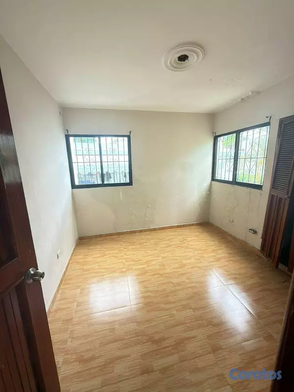 casas - Casa en Venta en Vista Hermosa – Santo Domingo Est 4