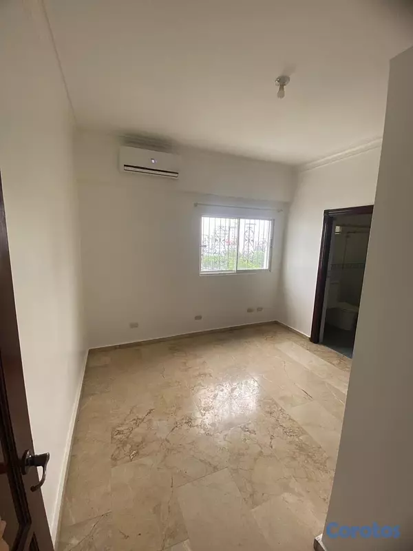 apartamentos - Venta de Espectacular penthouse de 378 m², de Dos Niveles – Bella Vista Sur 18