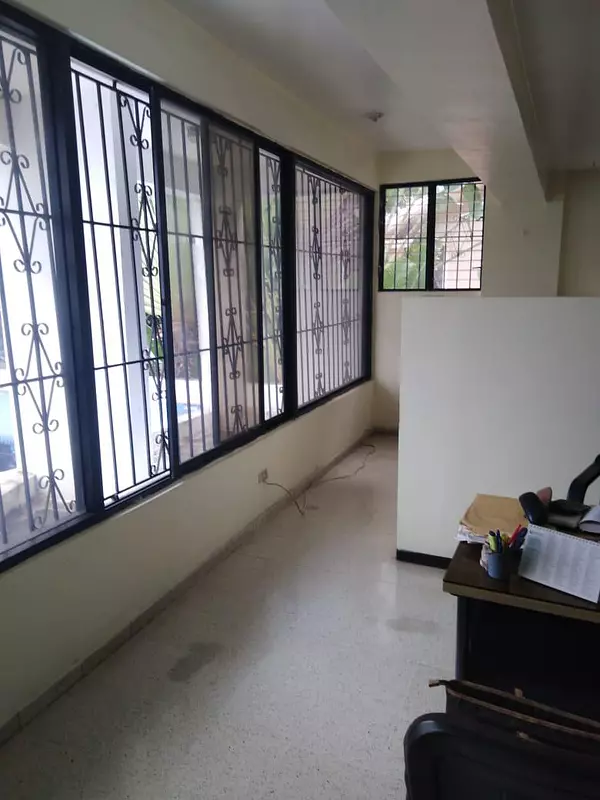oficinas y locales comerciales - ALQUILO Local Comercial 2