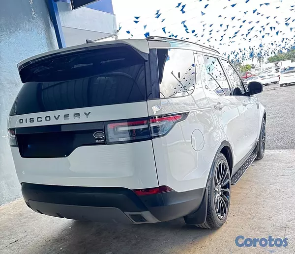 jeepetas y camionetas - Land Rover Discovery Sport Se
 Año 2018  5