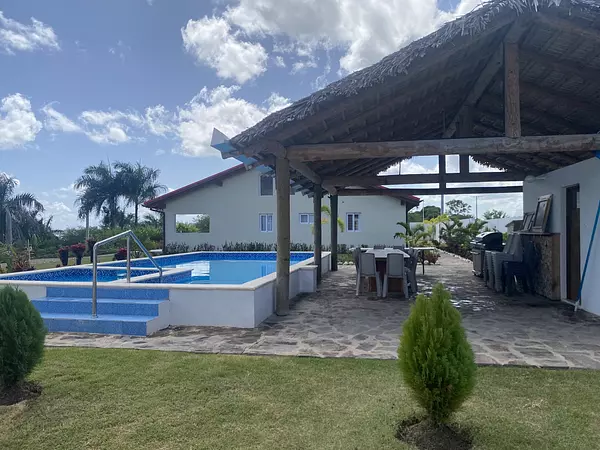 casas vacacionales y villas - villa de renta en el Cupey  9