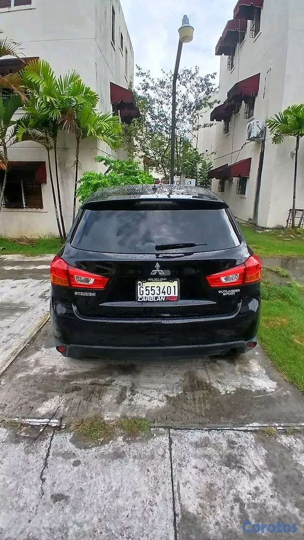 jeepetas y camionetas - Mitsubishi Outlander Sport 2015 6