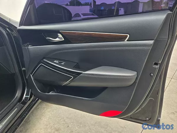 carros - KIA K7 2018 NEGRO 10