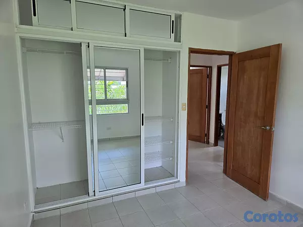 apartamentos - Apartamento Residencial Jardines del Fresno Avenida Colombia esq Monumental. 4