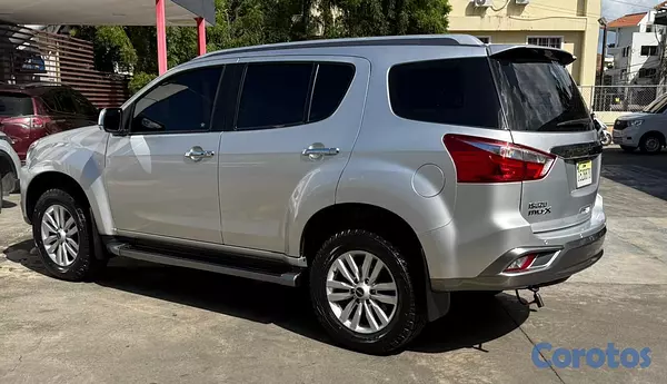 jeepetas y camionetas - ISUZU MUX 2020, COMO DE FABRICA 13