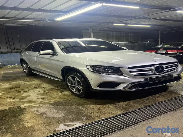 jeepetas y camionetas - Mercedes Benz GLC 250 4Matic 10