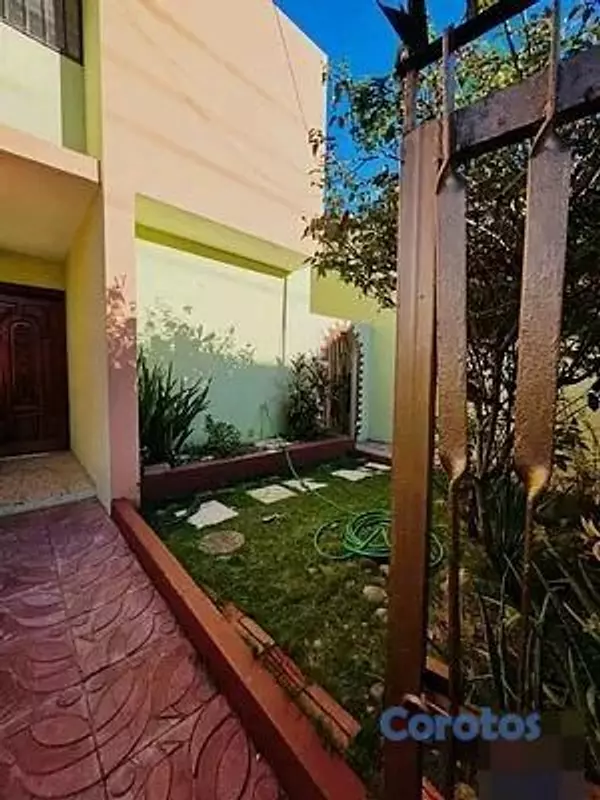 casas - Vendo Casa en La Independencia  2