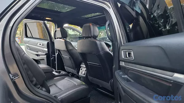 jeepetas y camionetas - Ford Explorer sport Panorámica 4x4  8