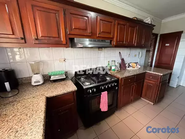 apartamentos - Venta de un apartamento amplio ubicado en Ensanche 9