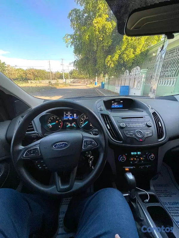 jeepetas y camionetas - Ford escape 2017 11