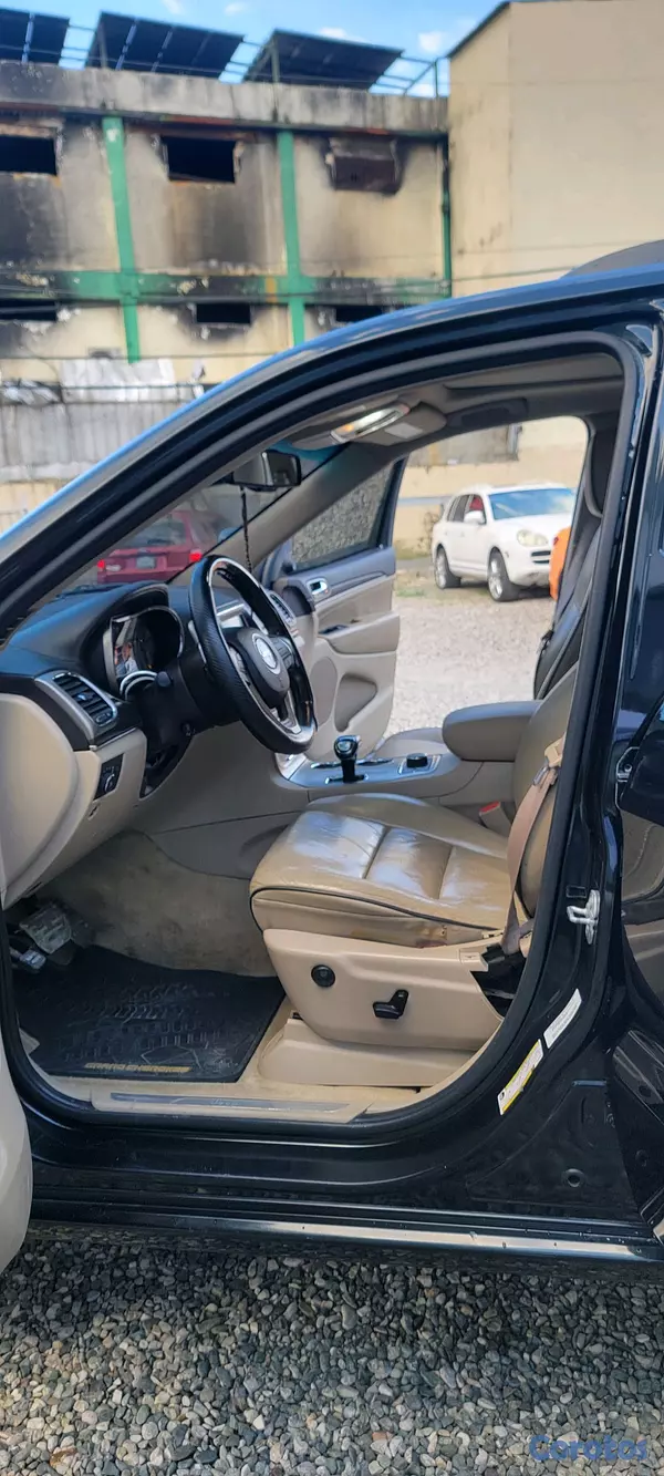 jeepetas y camionetas - JEEP GRAND CHEROKEE 2015 6