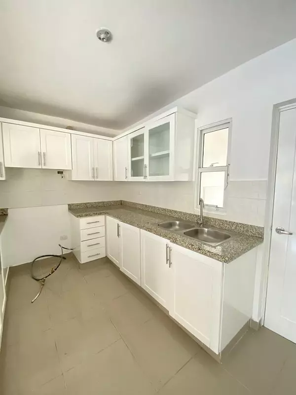 apartamentos - Apartamento de Alquiler con Ascensor en Proyecto Cerrado  3