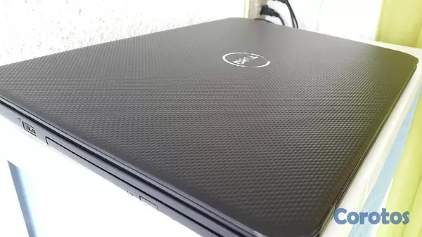 computadoras y laptops - Dell inspiron 17.3 Pulg Core i3 Ram 8gb Disco 256gb SSD Solido hdmi 3