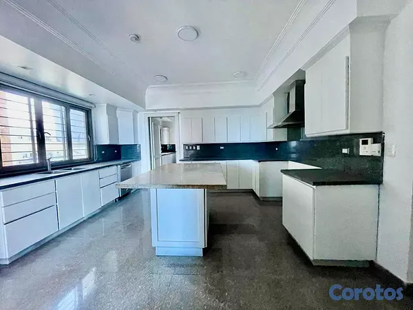 apartamentos - SE VENDO EXCLUSIVO  Apto en TORRE AZUL frente Parq 8