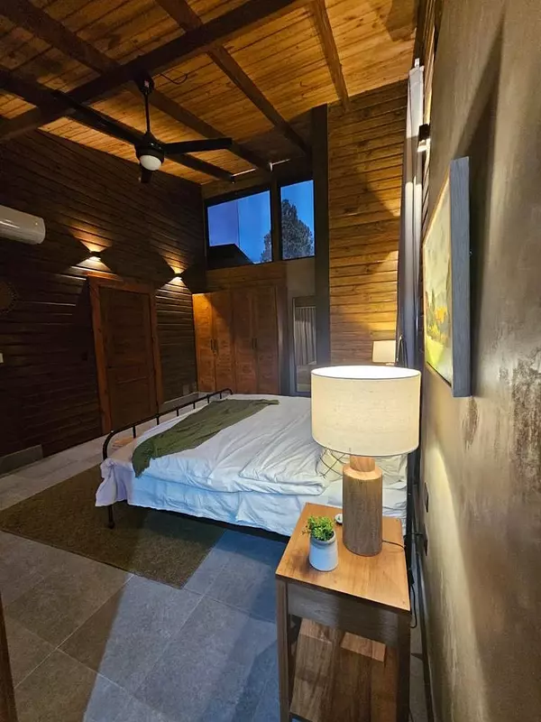 casas - Villa de Lujo en Proyecto Cerrado de Jarabacoa con ambiente de ensueño 4