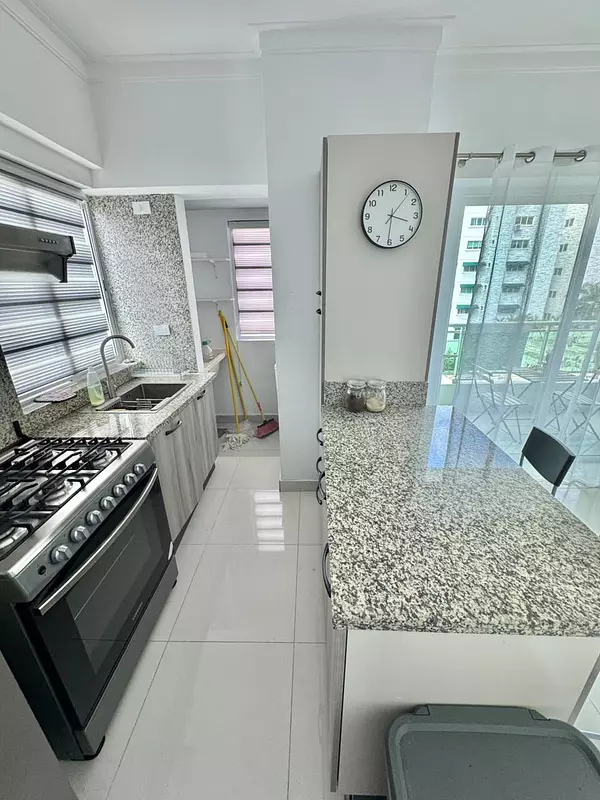 apartamentos - Apartamento en Alquiler Amueblado EVARISTO MORALES 9