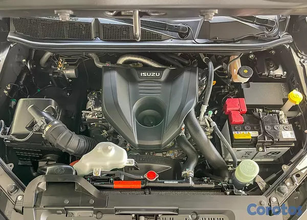 jeepetas y camionetas - Isuzu DMAX LSE 6