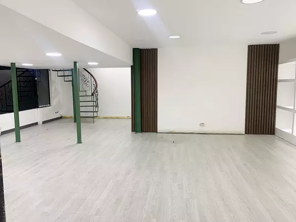 oficinas y locales comerciales - Local en Piantini  4