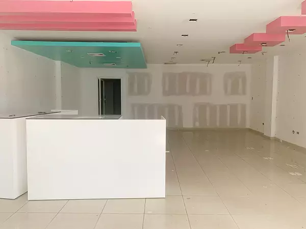 oficinas y locales comerciales - De oportunidad Primer nivel 5