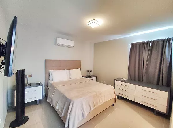 apartamentos - Apartamento Tipo Penthouse en Ave. 27 de Febrero, Santiago 4