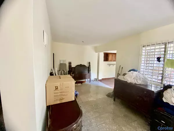 oficinas y locales comerciales - se alquila  10