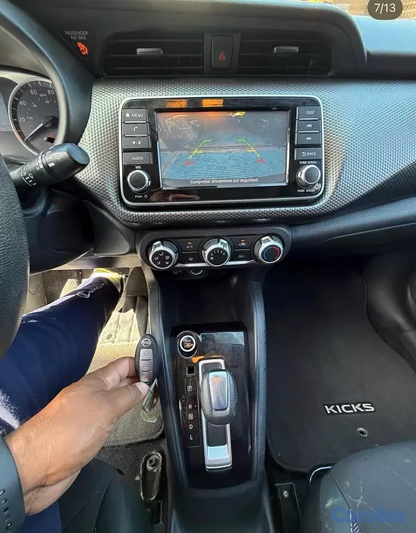 jeepetas y camionetas - Nissan Kicks SV 2020 7