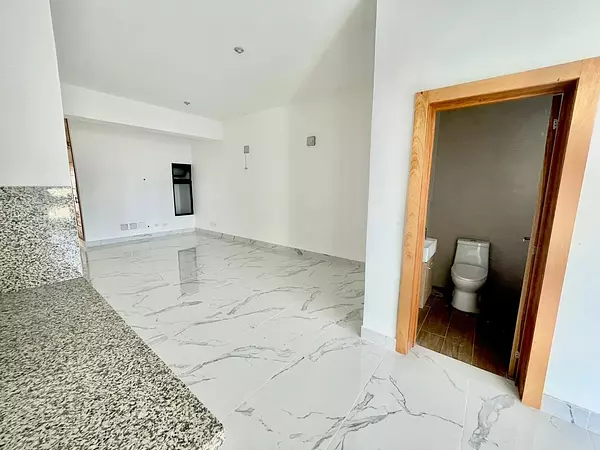 apartamentos - Vendo Moderna con terraza para estrenar en Torre en los Cacicazgos.  8