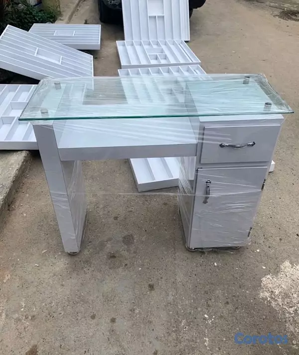 negocios en venta - mesa de uñas de calidad mejor precio somo fabricante al color que desea  5