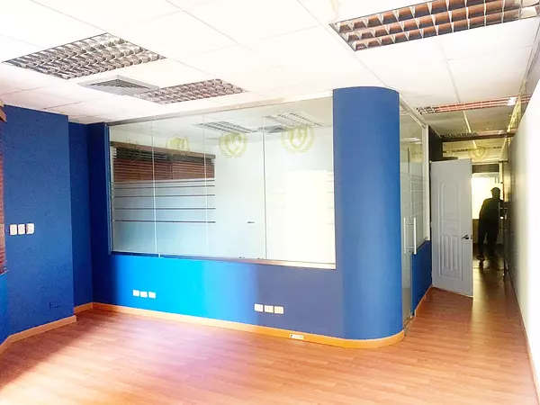 oficinas y locales comerciales - Local en Piantini  5