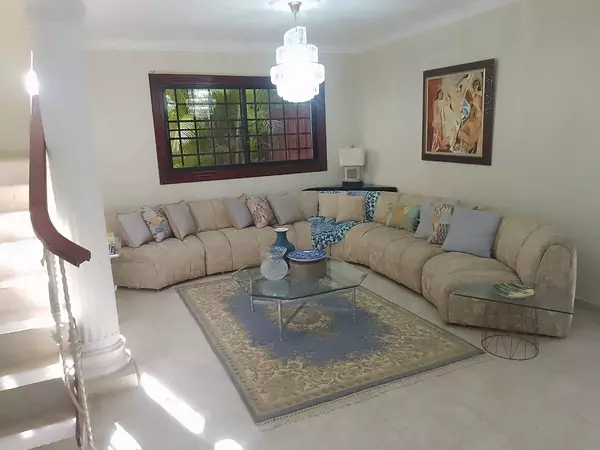 casas - Se Alquila Casa Amueblada en Altos de Arroyo Hondo III,  US$ 1,990,  6