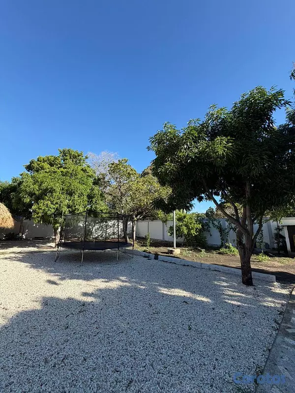 casas vacacionales y villas - SE VENDE VILLA DE OPORTUNIDAD, VILLA DON PÉREZ 17
