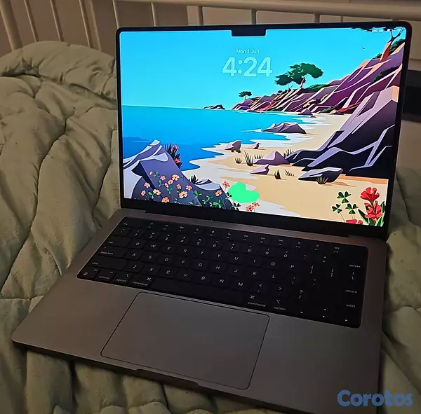 computadoras y laptops - Apple MacBook Pro 14" (Chip M2 Pro) - 16GB RAM / 5 1