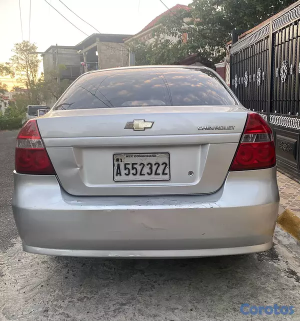 carros - Chevrolet Aveo 2011 4