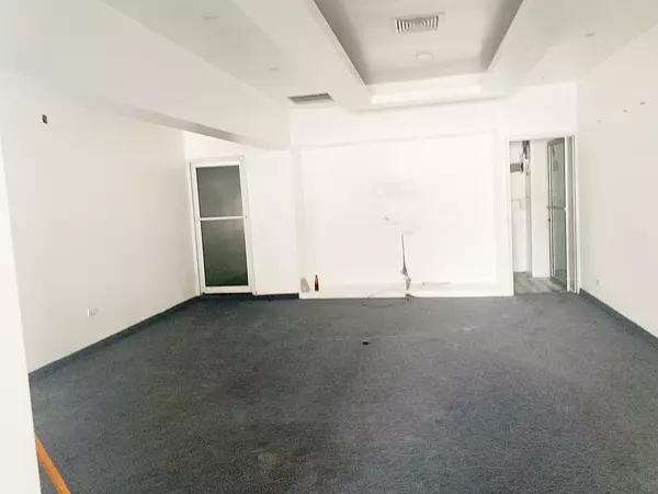 oficinas y locales comerciales - local en Naco  5