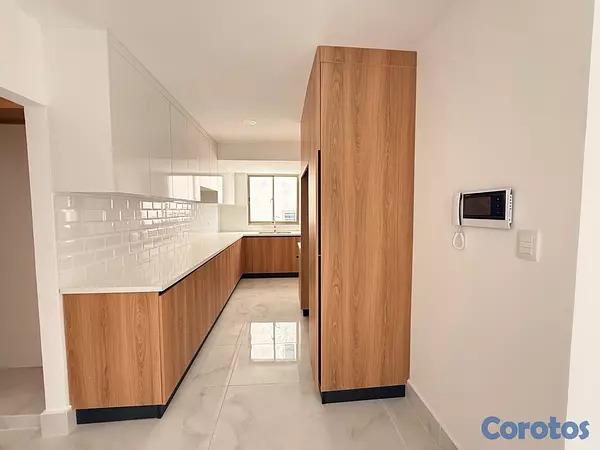 apartamentos - En venta en Urbanización Real📍apto 3 habs más estudio  5