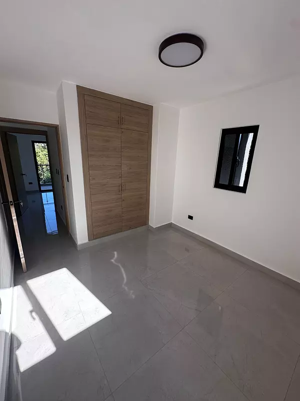 apartamentos - Apartamento en Alquiler, Urb. Thomen  4