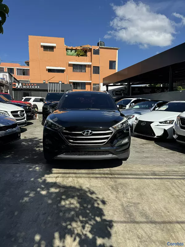 jeepetas y camionetas - Hyundai Tucson 2016 3