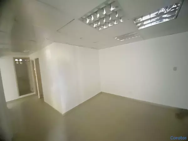 oficinas y locales comerciales - se alquila local  2