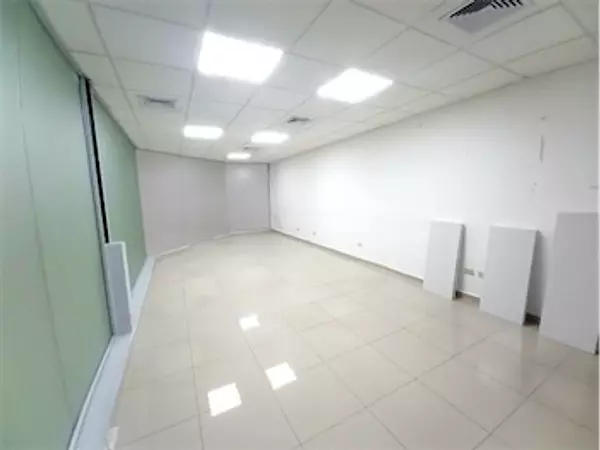 oficinas y locales comerciales - Local en naco  3