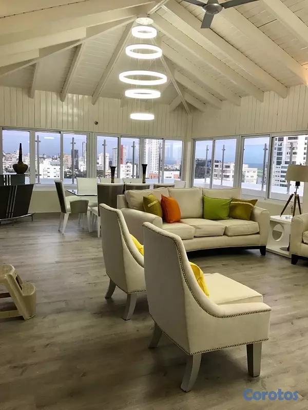 apartamentos - vendo Ph de tres niveles los cacicazgos 5 habitaciones con su baño 4 parqueos  2