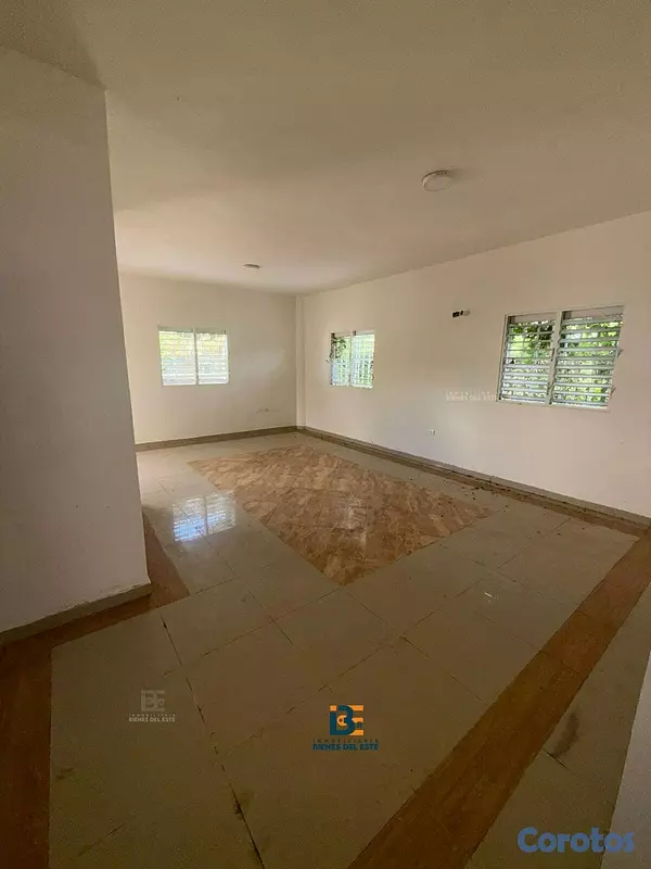 casas - Se Vende Hermosa Vivienda ubicada en Residencial V 5