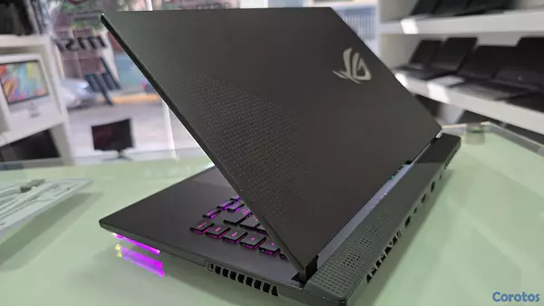 computadoras y laptops - Asus Strix 15 Ryzen 9 Ram 32gb ddr4 Disco 1000gb SSD NVIDEA Rtx 3070 8gb  5