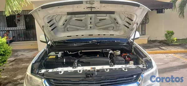 jeepetas y camionetas - Chevrolet colorado 2016 8