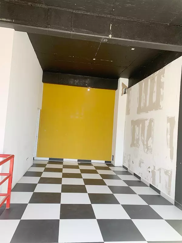 oficinas y locales comerciales - Local comercial en arroyo hondo 10