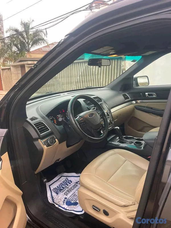 jeepetas y camionetas - Ford Explorer xlt 2016 7