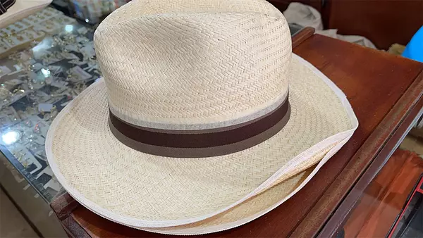 ropa para hombre - Sombreros de yute 2