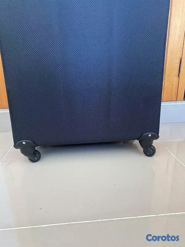 carteras y maletas - Maleta Fila ! Nueva ! 32" Grande ! 4 Ruelas ! Orig 4