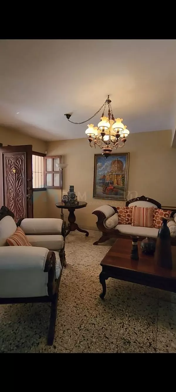casas - Se vende casa en Av. Independencia 2