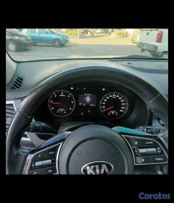 jeepetas y camionetas - KIA SELTOS 2022 BLANCO DIESEL 14